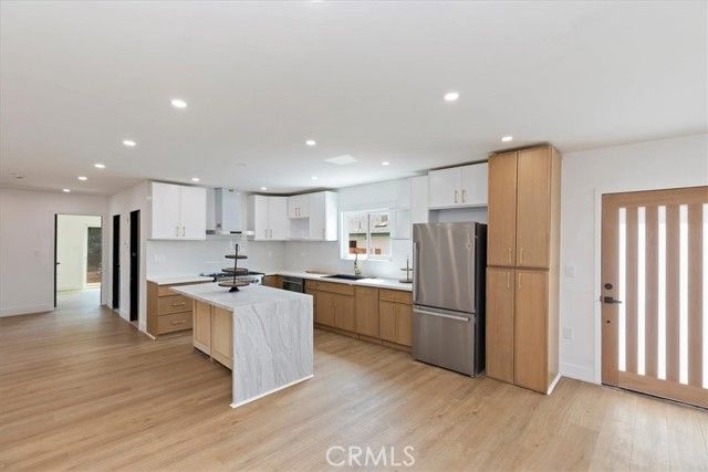 7830 Casa Blanca Street, Riverside, CA 92504