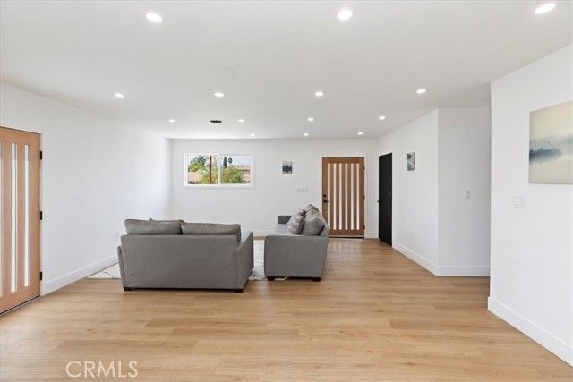 7830 Casa Blanca Street, Riverside, CA 92504