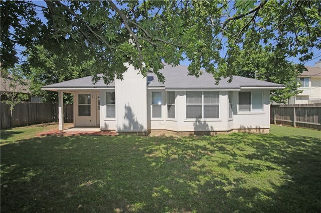 309 Country Aire DR, Round Rock, TX 78664
