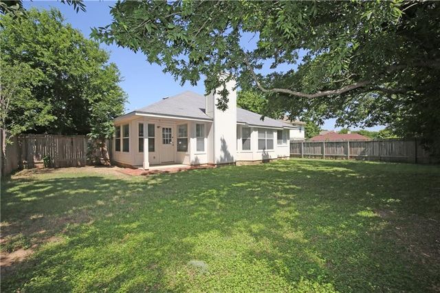 309 Country Aire DR, Round Rock, TX 78664