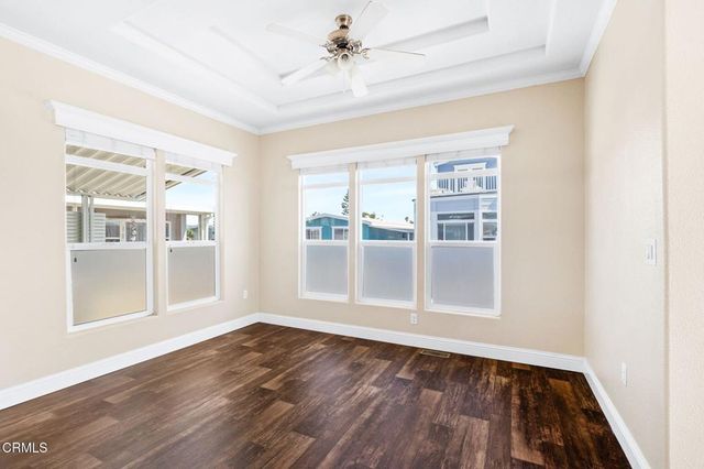 5540 W 5th Street 1, Oxnard, CA 93035