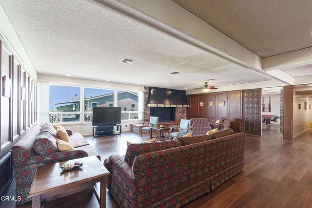 5540 W 5th Street 1, Oxnard, CA 93035