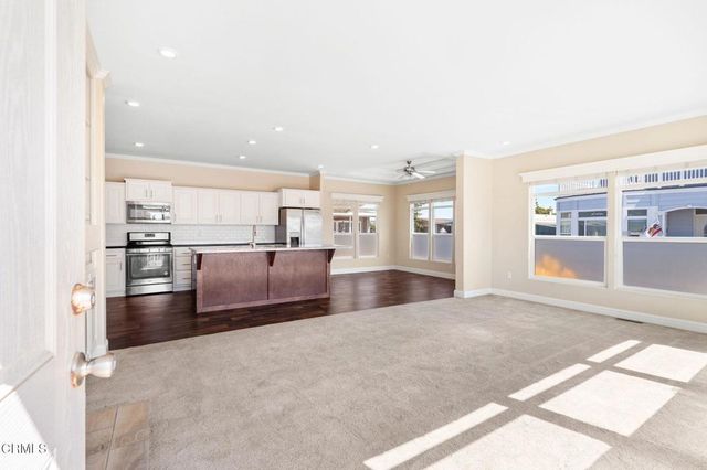 5540 W 5th Street 1, Oxnard, CA 93035