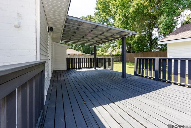 8591 Wakefield Ave, Baton Rouge, LA 70806