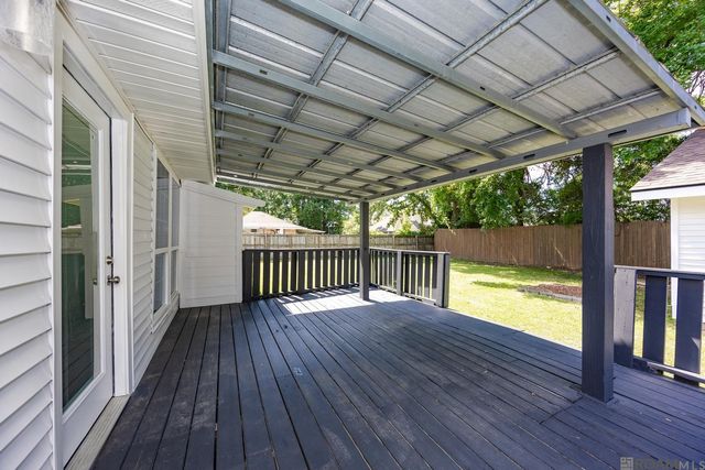 8591 Wakefield Ave, Baton Rouge, LA 70806
