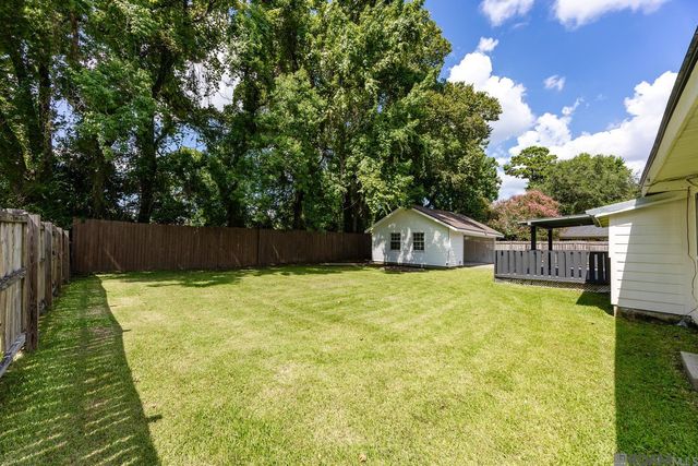 8591 Wakefield Ave, Baton Rouge, LA 70806