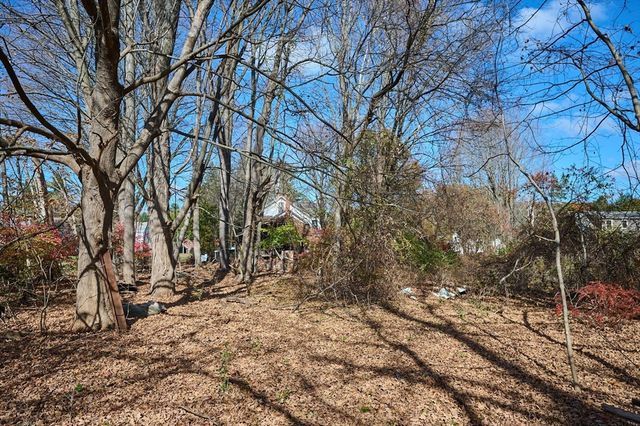 38 West St, Easthampton, MA 01027