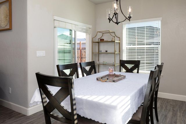 1374 Enns, Reedley, CA 93654