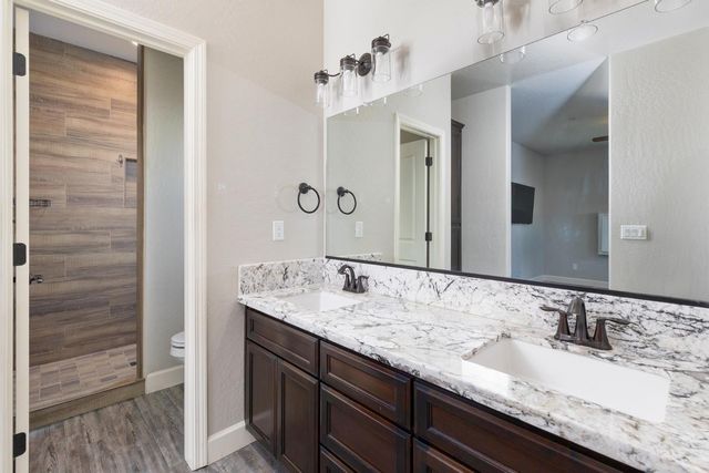 1374 Enns, Reedley, CA 93654