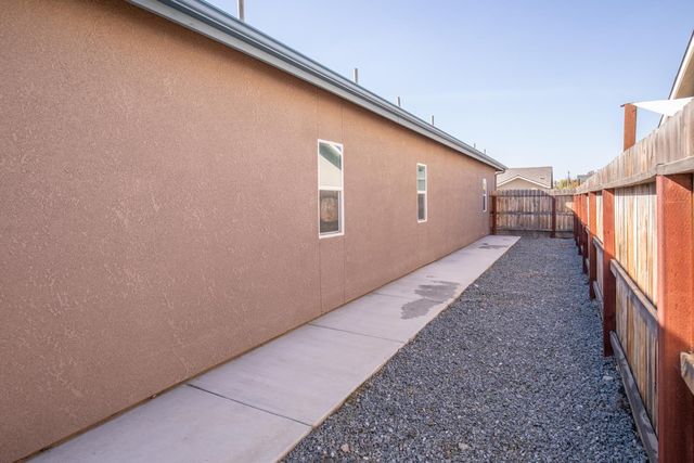 1374 Enns, Reedley, CA 93654