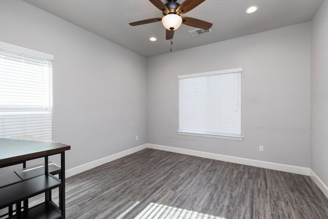 1374 Enns, Reedley, CA 93654