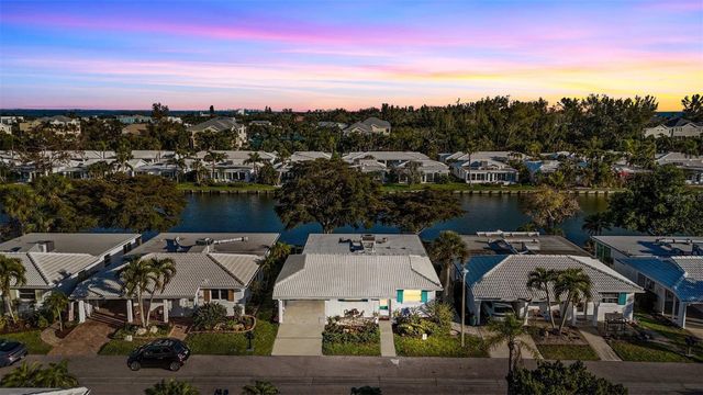 604 SPANISH DRIVE N, Longboat Key, FL 34228