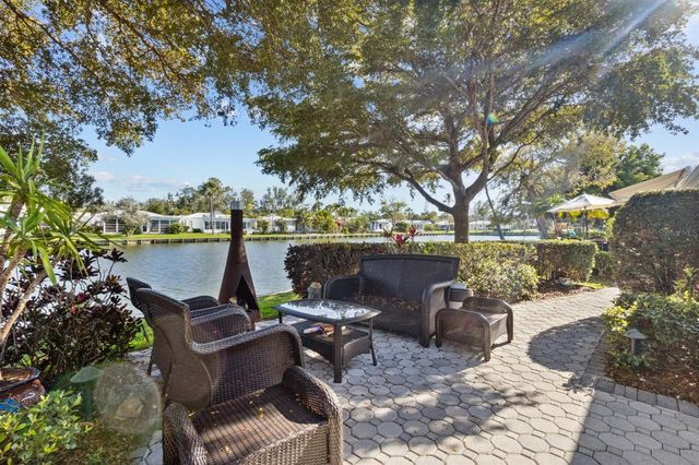 604 SPANISH DRIVE N, Longboat Key, FL 34228