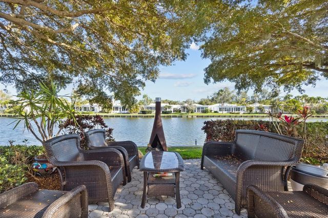 604 SPANISH DRIVE N, Longboat Key, FL 34228