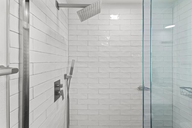 604 SPANISH DRIVE N, Longboat Key, FL 34228