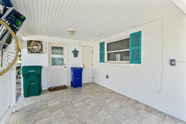 604 SPANISH DRIVE N, Longboat Key, FL 34228