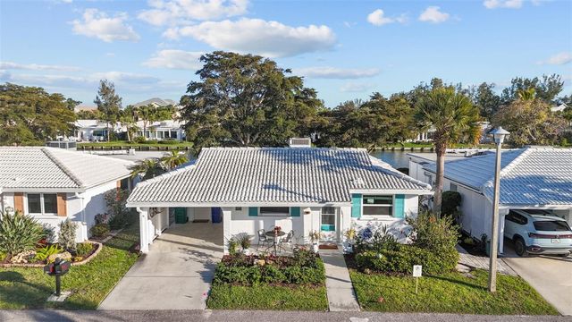 604 SPANISH DRIVE N, Longboat Key, FL 34228