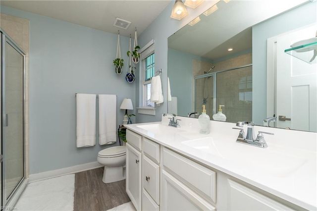 318 Green Lake RD, Moyock, NC 27958