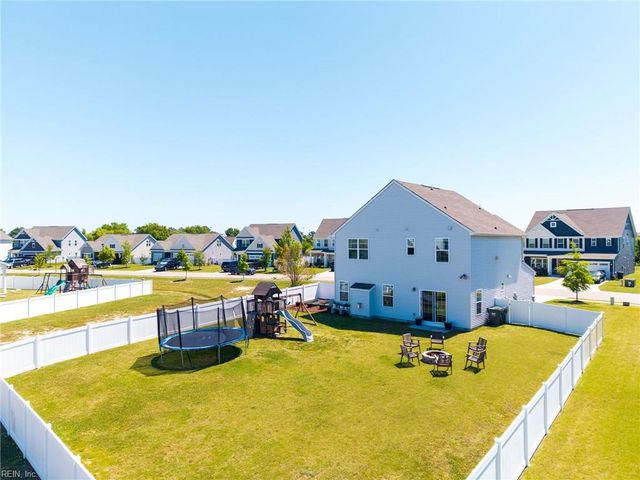 318 Green Lake RD, Moyock, NC 27958