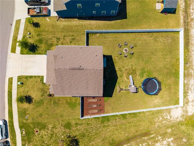 318 Green Lake RD, Moyock, NC 27958