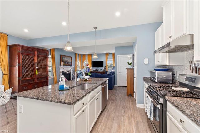 318 Green Lake RD, Moyock, NC 27958