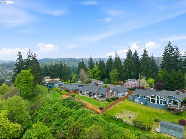 29885 RIVERVIEW Dr, Rainier, OR 97048