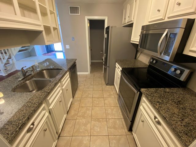 985 Bay Tree Circle C, Mount Pleasant, SC 29464