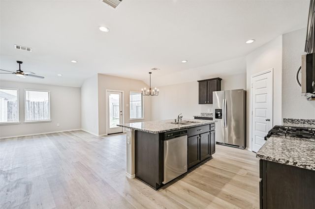 3930 Hawaiian Court, Baytown, TX 77521