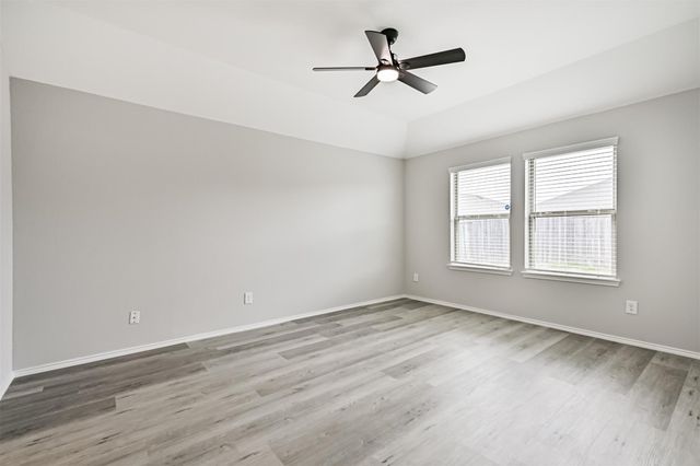 3930 Hawaiian Court, Baytown, TX 77521