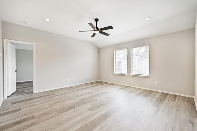 3930 Hawaiian Court, Baytown, TX 77521