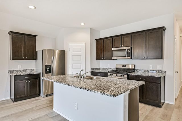 3930 Hawaiian Court, Baytown, TX 77521