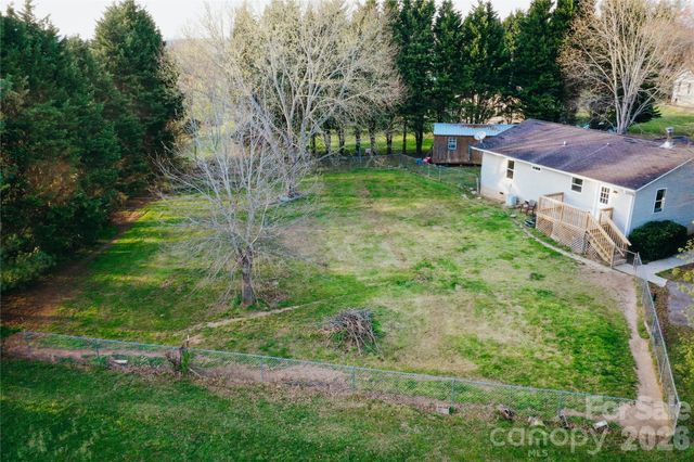 45 Pleasant Court, Flat Rock, NC 28731