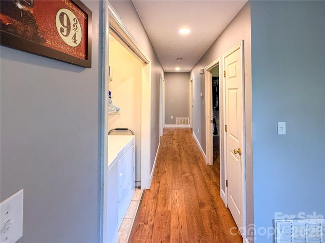45 Pleasant Court, Flat Rock, NC 28731