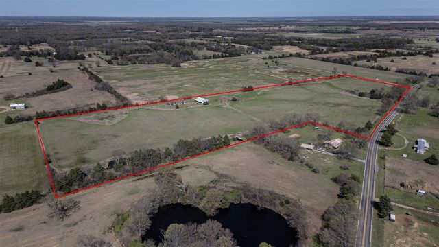 267 County Road 2150, Telephone, TX 75446