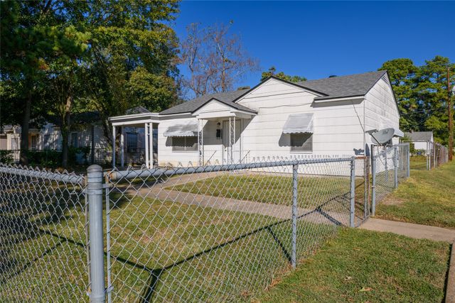 2724 Grassmere Street, Shreveport, LA 71108