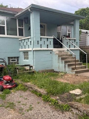 955 Simmons Avenue, Lincoln Heights, OH 45215