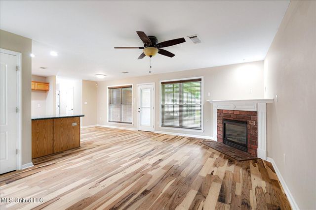 9015 Champlain Drive, Olive Branch, MS 38654