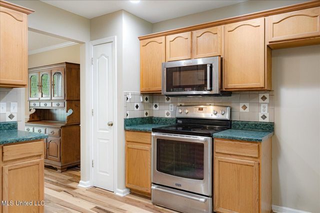 9015 Champlain Drive, Olive Branch, MS 38654