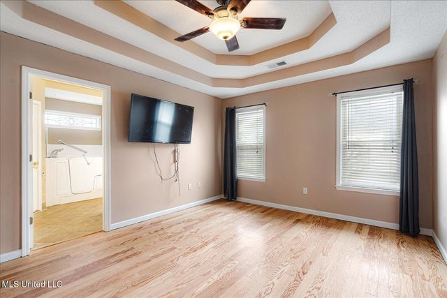 9015 Champlain Drive, Olive Branch, MS 38654