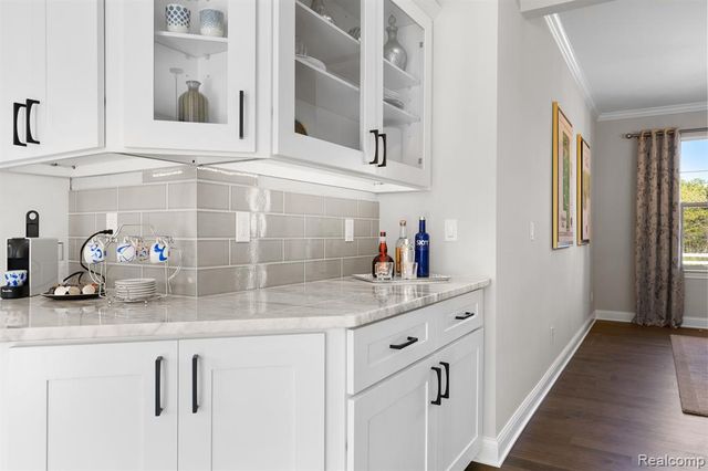 13803 Eagles Way Drive, Shelby Twp, MI 48315