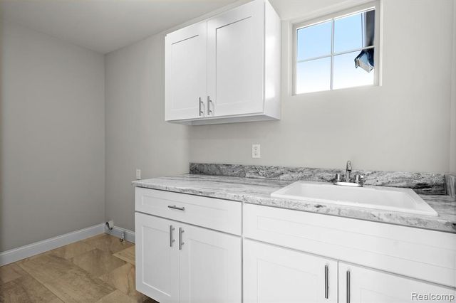 13803 Eagles Way Drive, Shelby Twp, MI 48315