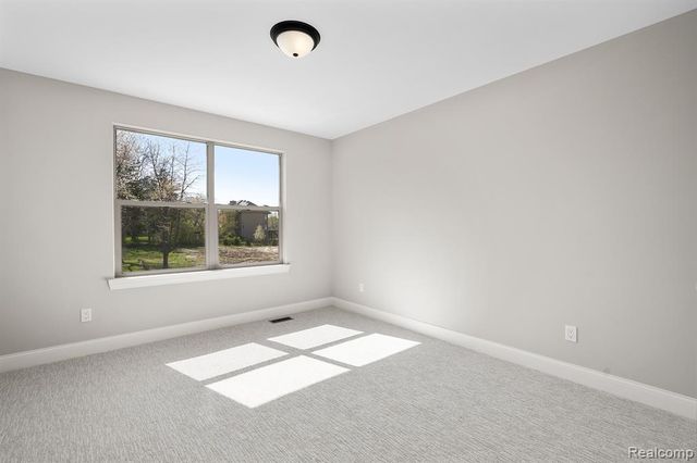 13803 Eagles Way Drive, Shelby Twp, MI 48315