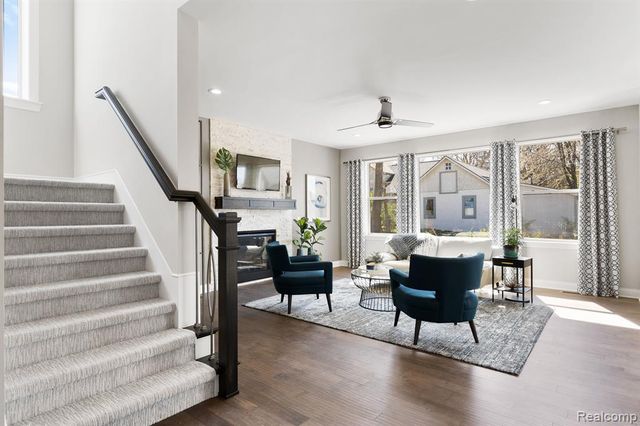 13803 Eagles Way Drive, Shelby Twp, MI 48315