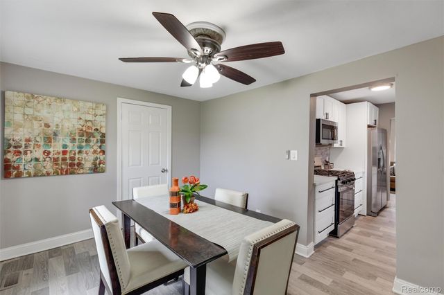 23337 Reynolds Avenue, Hazel Park, MI 48030