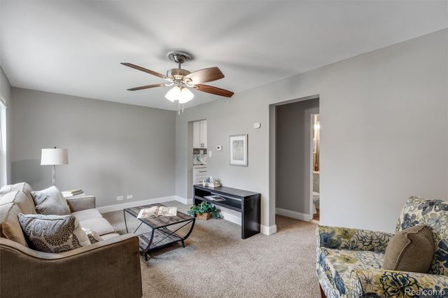 23337 Reynolds Avenue, Hazel Park, MI 48030
