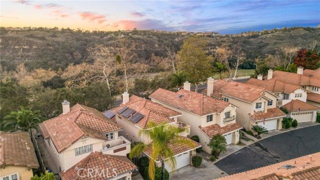 35 Via Encanto, Rancho Santa Margarita, CA 92688