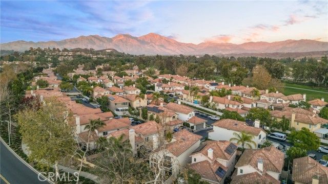 35 Via Encanto, Rancho Santa Margarita, CA 92688