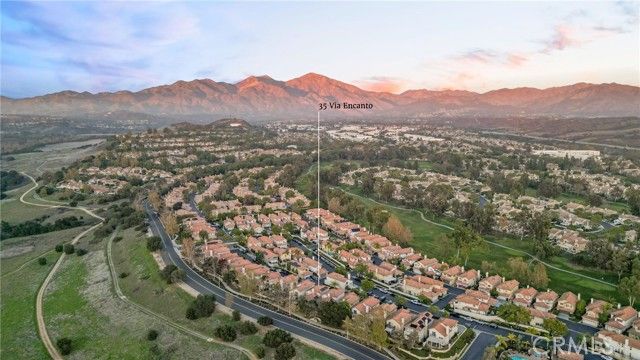 35 Via Encanto, Rancho Santa Margarita, CA 92688