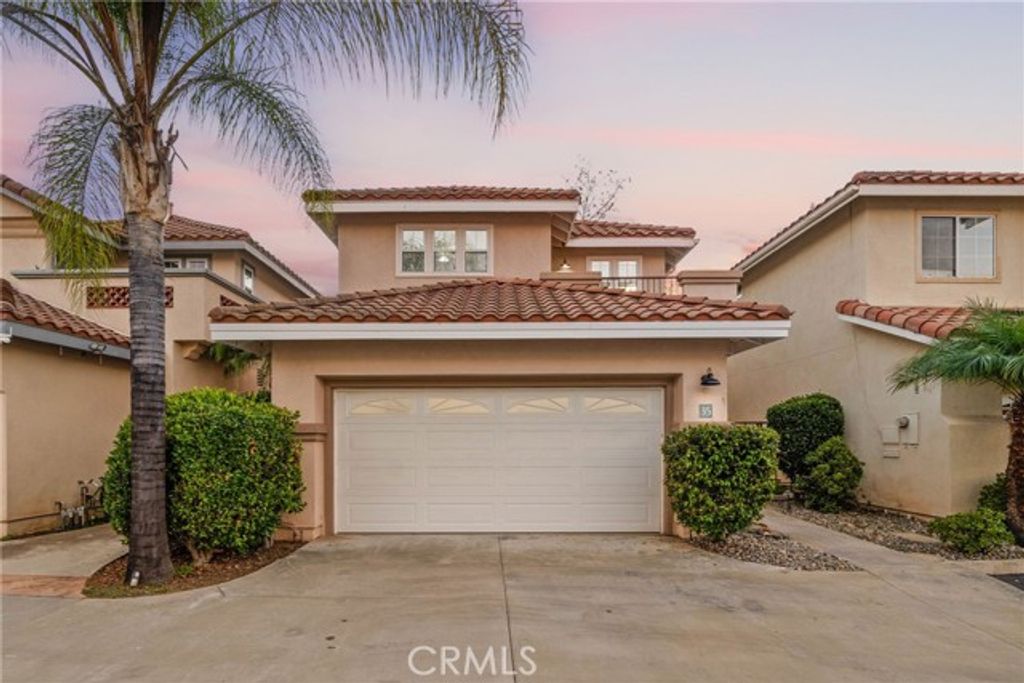 35 Via Encanto, Rancho Santa Margarita, CA 92688
