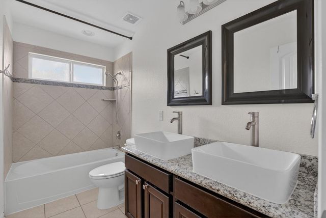 700 Ledge Stone DR, Austin, TX 78737